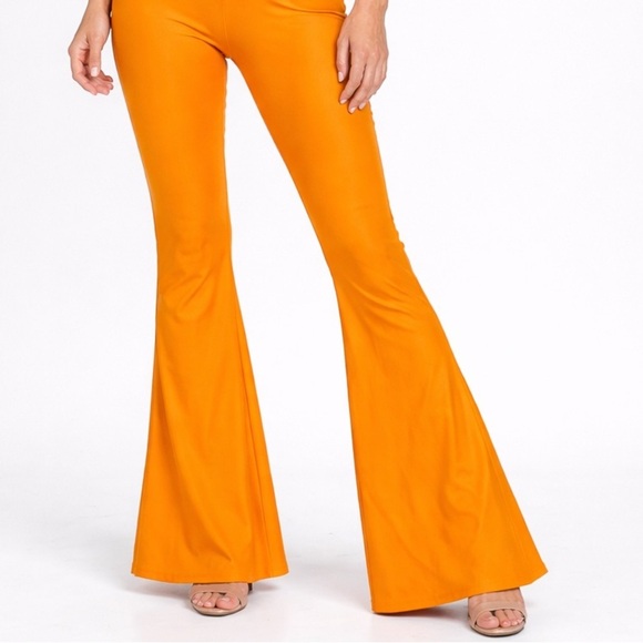 Pants - Women's Orange Bell Bottom Nylon Pants Size Large twist waistband 70’s Vibe